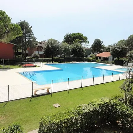 House With Pools And Outdoor Space * Bibione