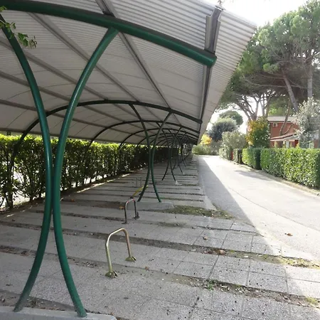 House With Pools And Outdoor Space Villa