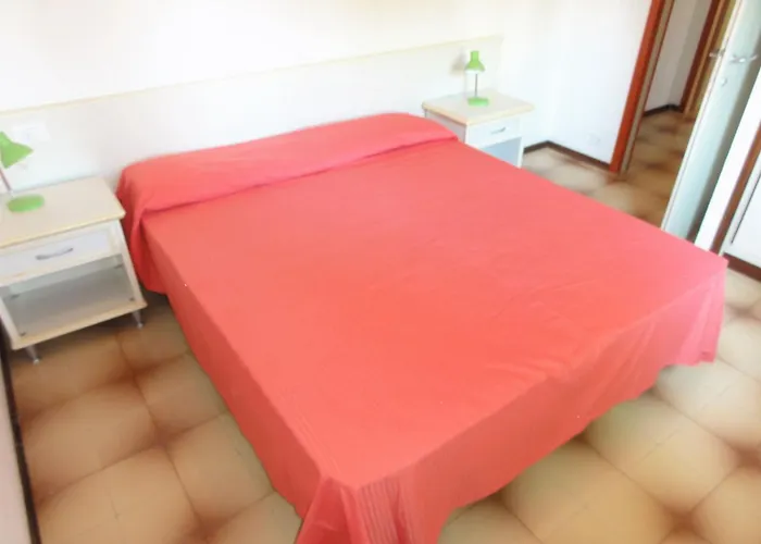 House With Pools And Outdoor Space Villa *