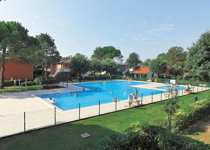 House With Pools And Outdoor Space Villa Bibione